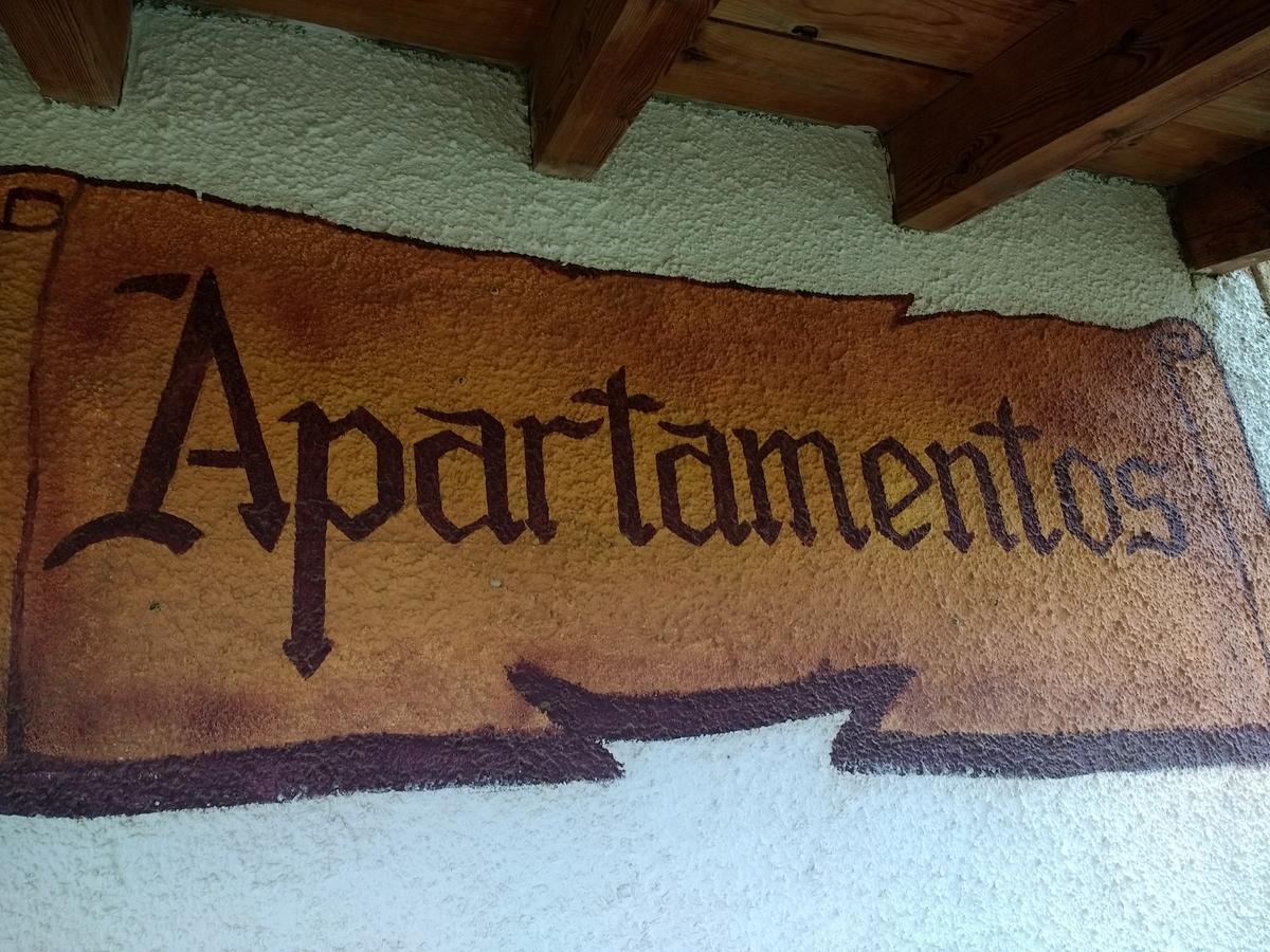 Apartamentos Asador De La Plaza Vieja Cazorla Exterior foto